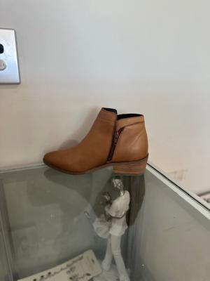 Mae Tan Boots